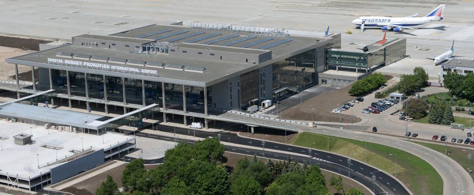 Колесников обнародовал фото с открытия терминала в Донецке
