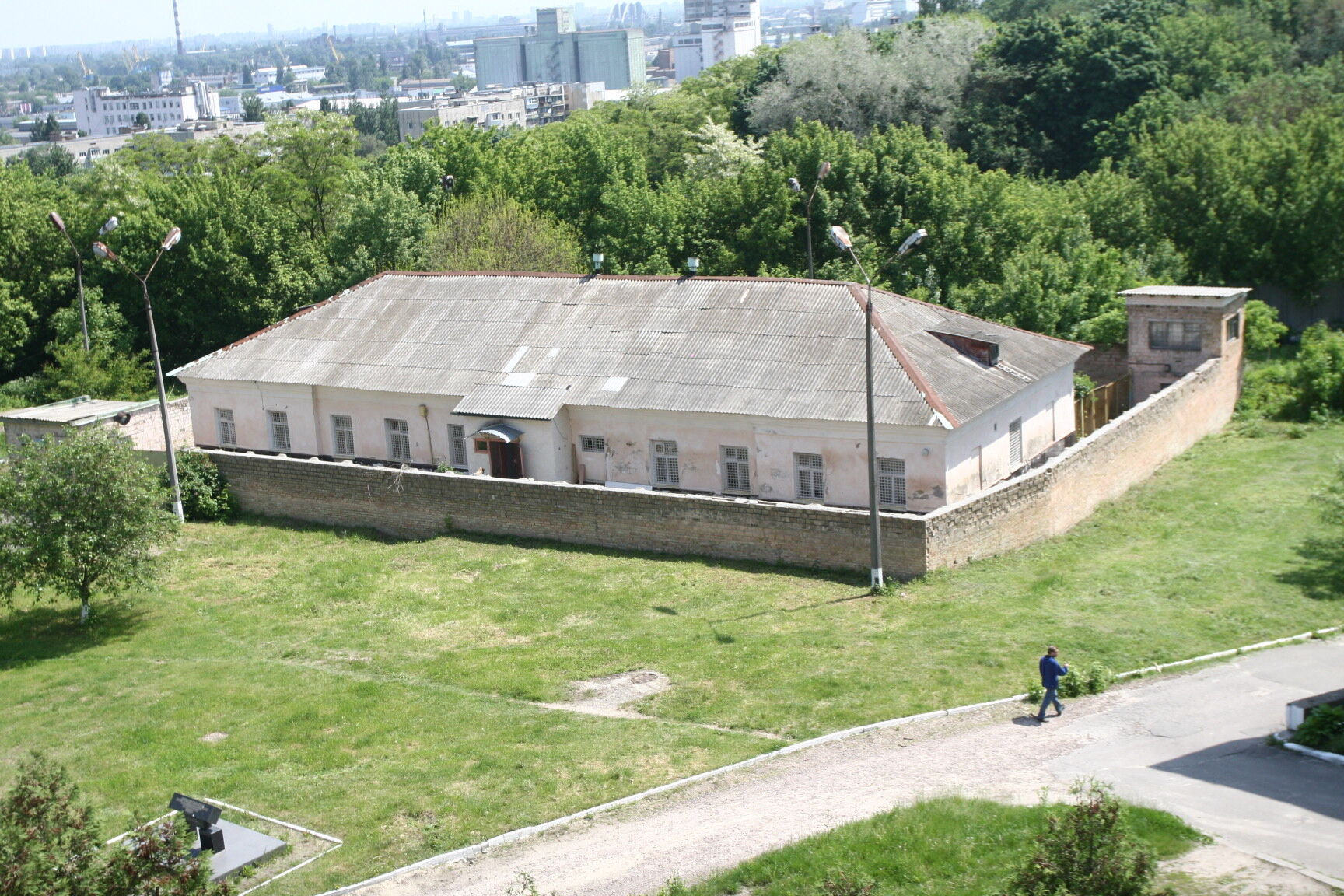 По ту сторону Павловки