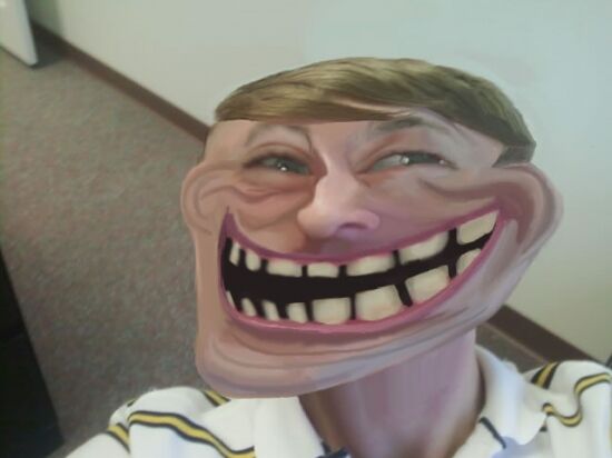 В России хотят приватизировать интернет-выражение Trollface. Фото 