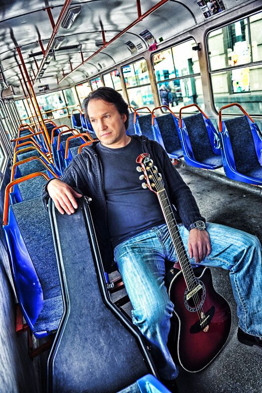 С гитарой по жизни. Фотовыставка Павла Таборовского