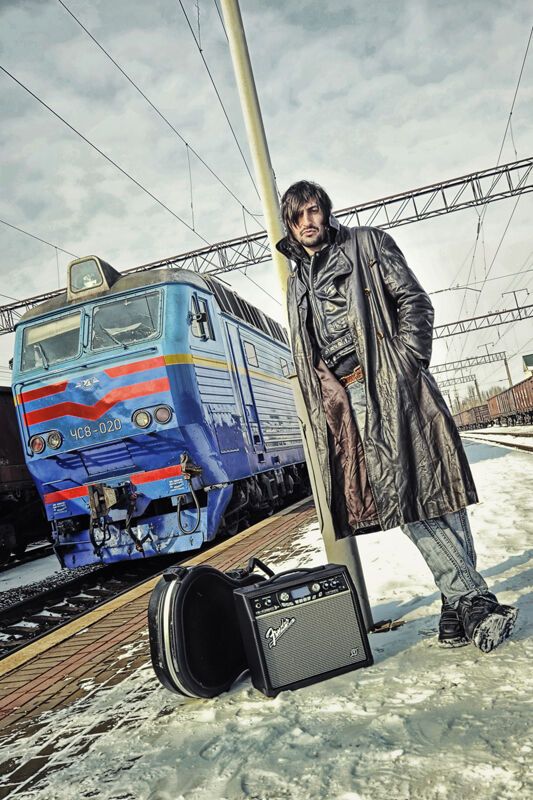 С гитарой по жизни. Фотовыставка Павла Таборовского