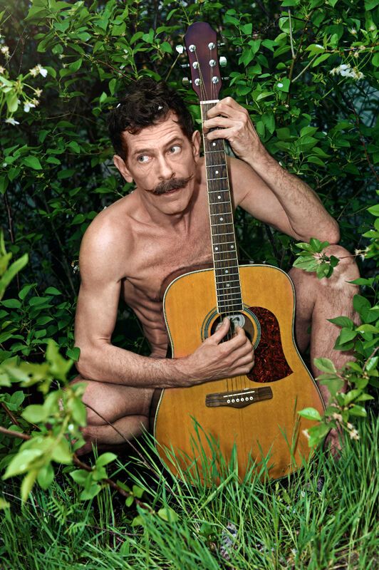 С гитарой по жизни. Фотовыставка Павла Таборовского