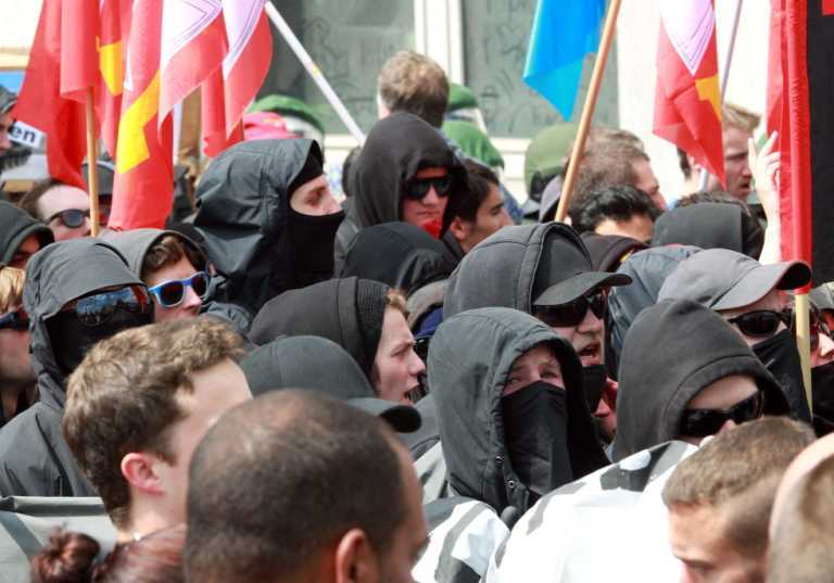 Акция "Захвати Франкфурт" собрала 20 тысяч человек