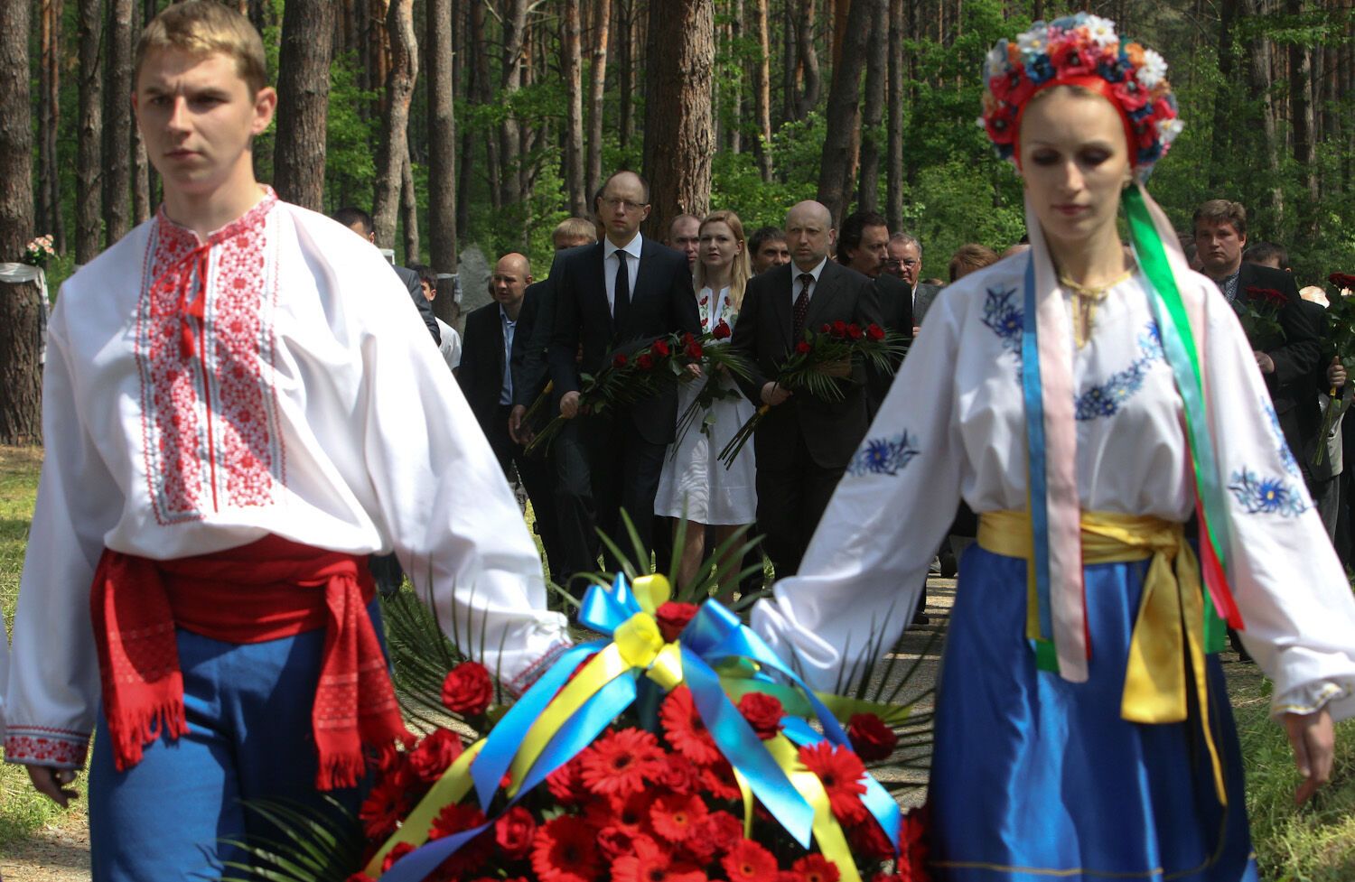 Объединенная оппозиция посетила "Быковнянские могилы". Фото