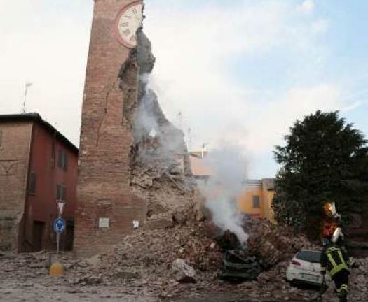 Число погибших при землетрясении на севере Италии возросло до трех