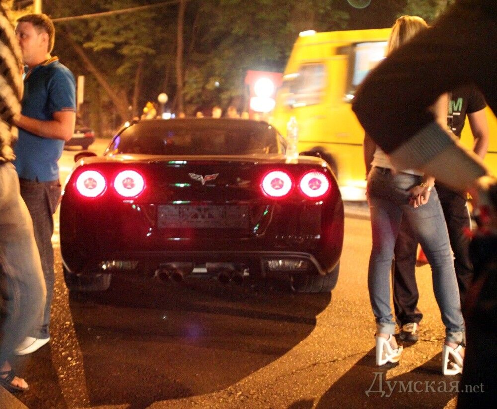 В Одессе разбился дорогой суперкар. Фото  