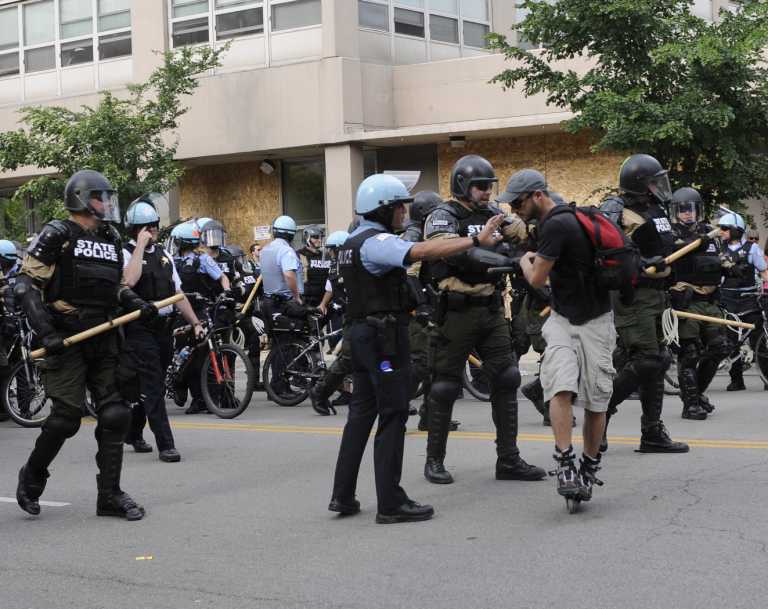 На акціях протесту в Чикаго затримані 45 осіб