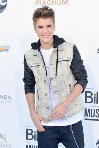Звезды нарядились на Billboard Music Awards 2012. Фото