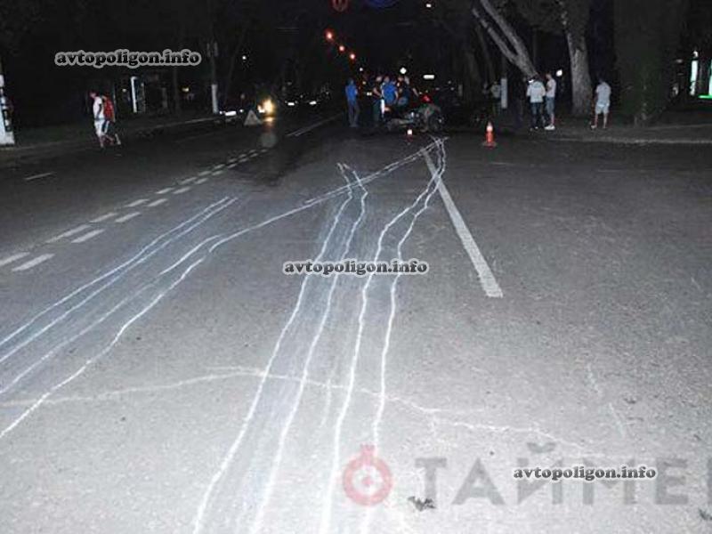 В Одессе разбился дорогой суперкар. Фото  