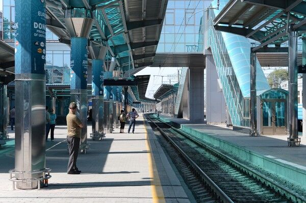 У Донецьку відкрили сучасний залізничний вокзал