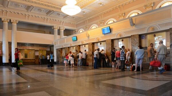 У Донецьку відкрили сучасний залізничний вокзал