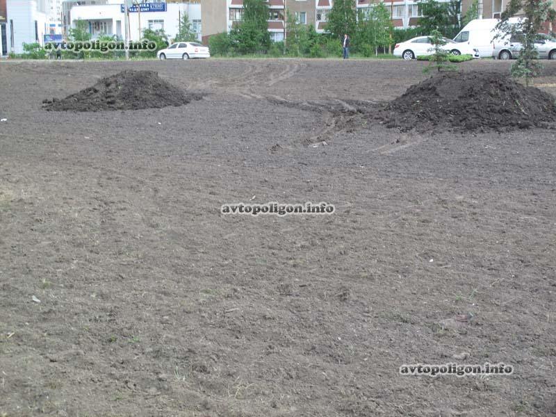 ДТП в Киеве: пешеход погиб, пытаясь перейти проспект Бажана 