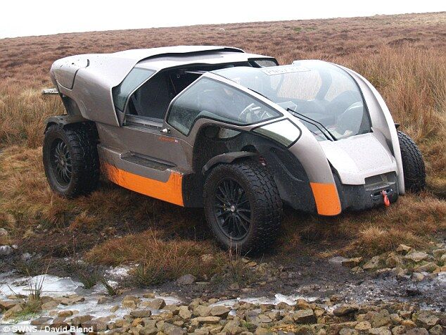 Идеально для украинских дорог: автомобиль-амфибия Scamander. Фото. Видео  