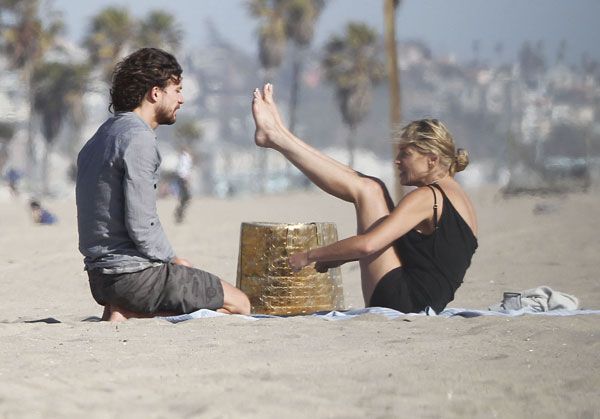 Шэрон Стоун обзавелась молоденьким бойфрендом. Фото