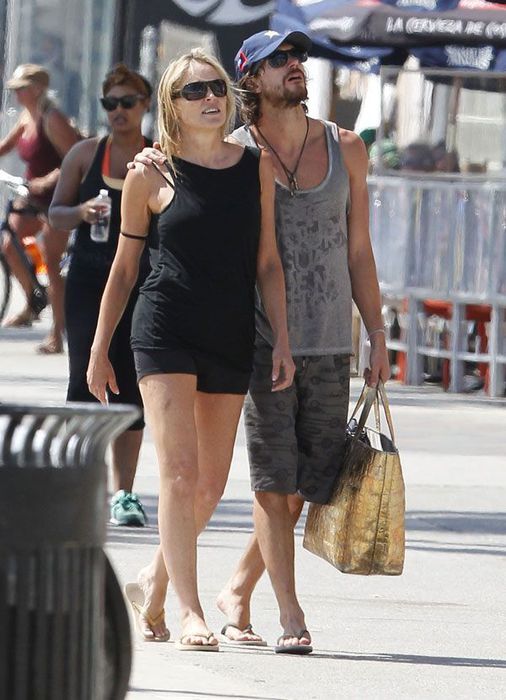 Шэрон Стоун обзавелась молоденьким бойфрендом. Фото