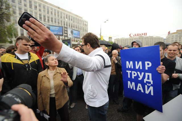 Участников "Марша миллионов" в Москве уже задерживают