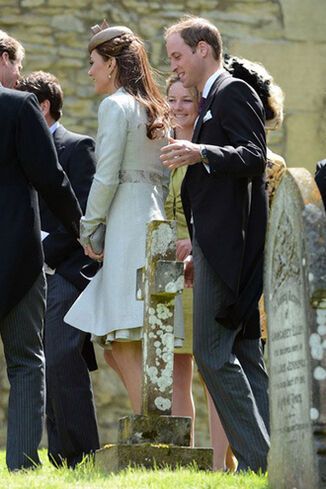 Принц Уильям и Кейт выдали замуж племянницу Дианы. Фото