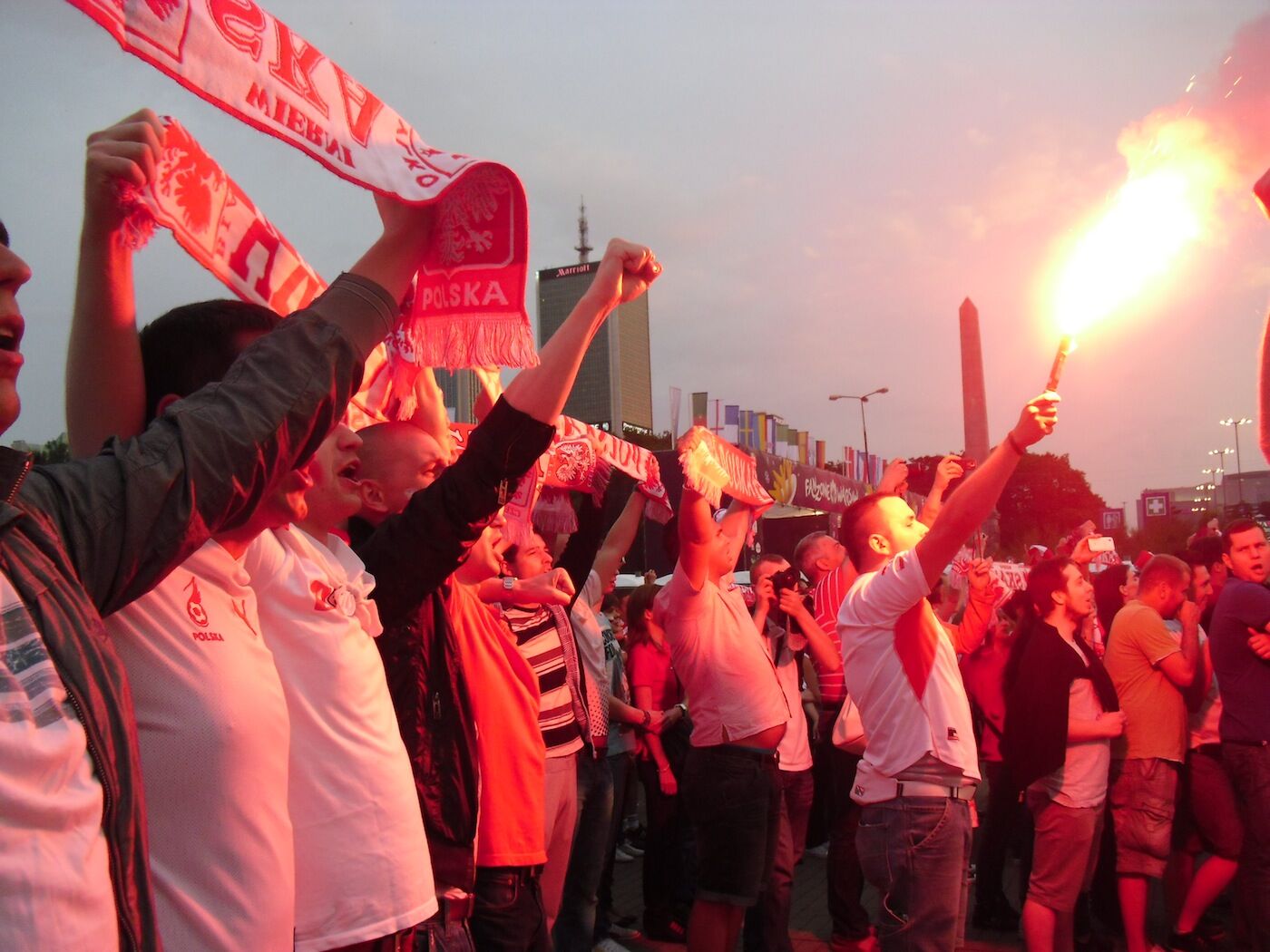 В Варшаве готовились к массовым дракам после матча. Фото
