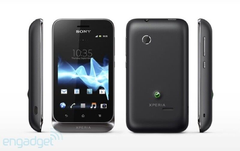 Sony показала свой первый dual-SIM смартфон. Фото. Видео 