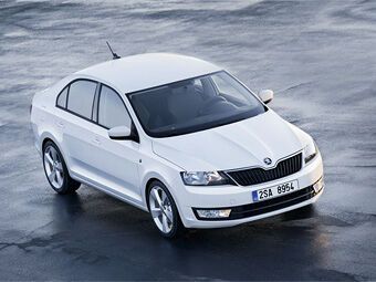 У Skoda Fabia и Octavia появился "средний брат" – лифтбек Rapid. Фото