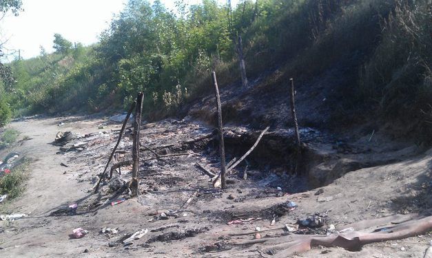 В Киеве дотла сожгли цыганский табор