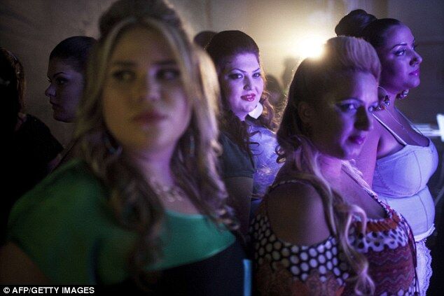 Израильская "Мисс Пышка 2012" весит 110 кг. Фото