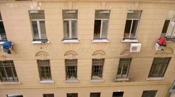 Сумасшедшие установщики кондиционеров. Фото 