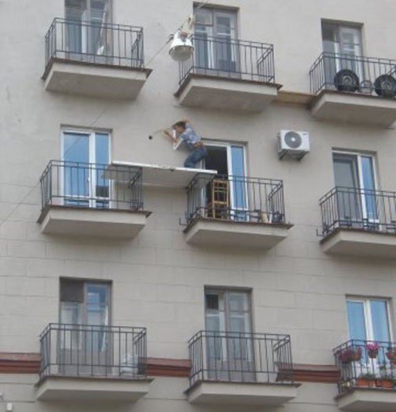Сумасшедшие установщики кондиционеров. Фото 