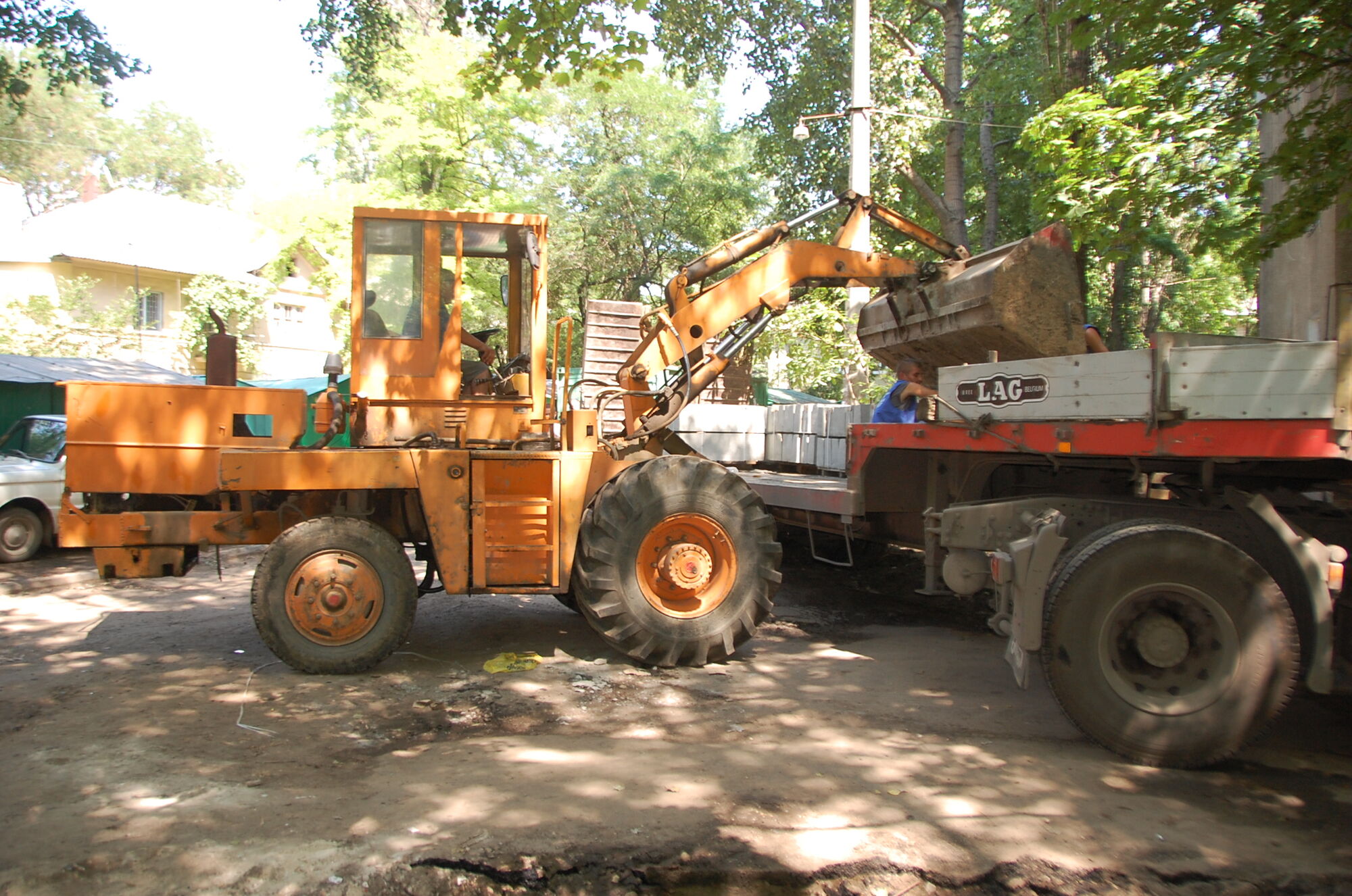 В Одессе началась масштабная программа по реконструкции дворов