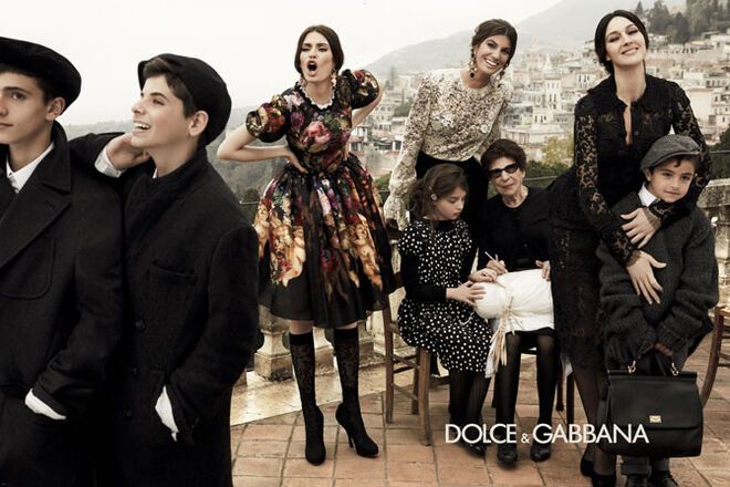 Моника Беллуччи и осень Dolce&Gabbana. Фото