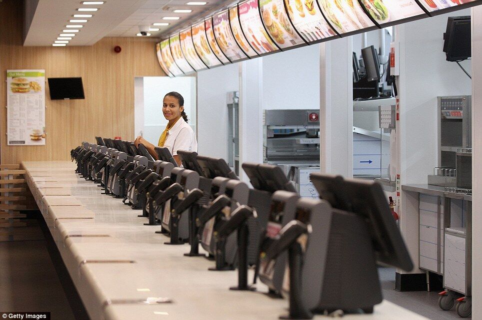 К Олимпиаде-2012 построили крупнейший в мире McDonalds