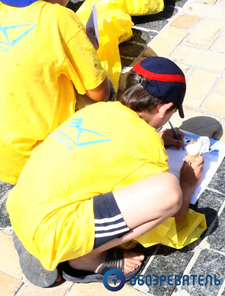 В Киеве прошла акция "Напиши себе письмо"