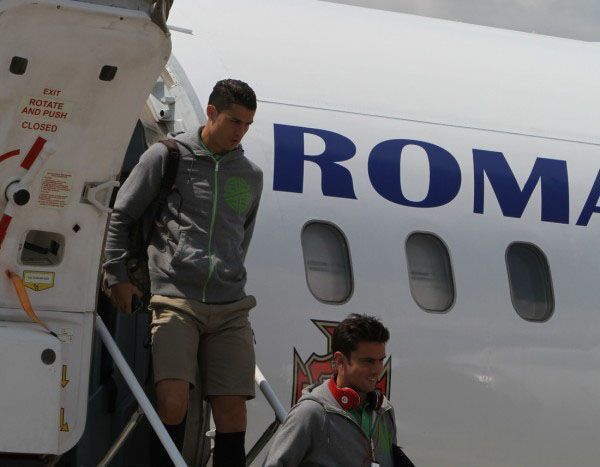 В Донецк прилетела сборная Португалии