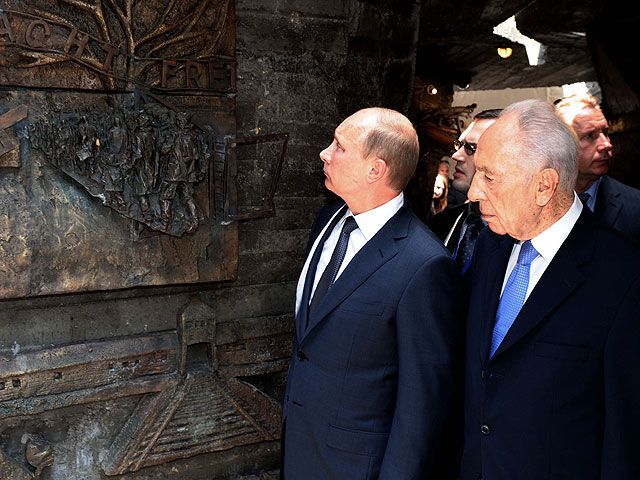 У ході візиту Путіна Аббас назвав його ім'ям вулицю у Віфлеємі