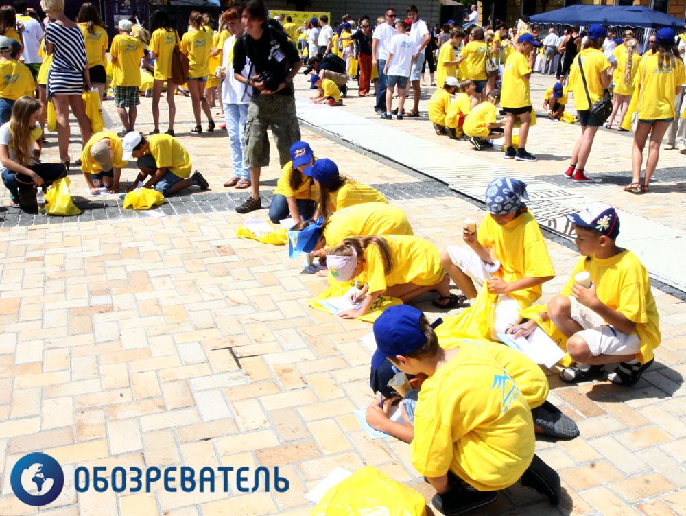 В Киеве прошла акция "Напиши себе письмо"