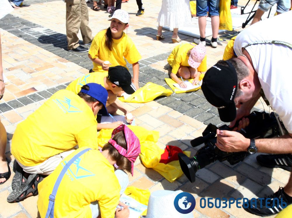 В Киеве прошла акция "Напиши себе письмо"