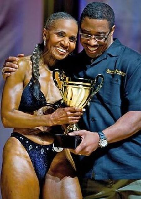 У 75 - ягідка знову