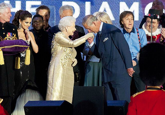 В честь Елизаветы II состоялся грандиозный концерт. Фото