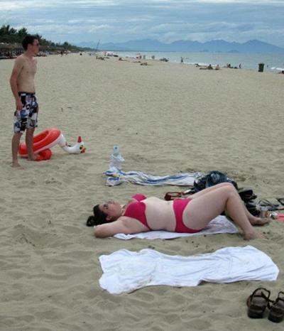 Толстушки в купальниках стали хитом Интернета. Фото