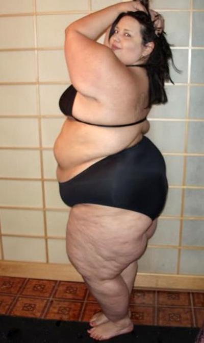 Толстушки в купальниках стали хитом Интернета. Фото