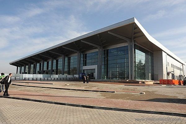 В аэропорту Харькова бомбу не нашли