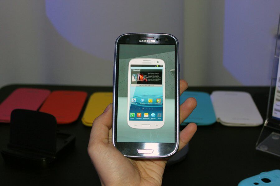 Samsung Galaxy SIII в появится в Украине 22 июня. Цена – 7 тыс. грн