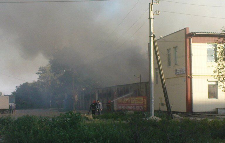 В Мариуполе горели склады