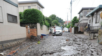 Наводнение в Японии: 400 тысяч людей готовятся к эвакуации