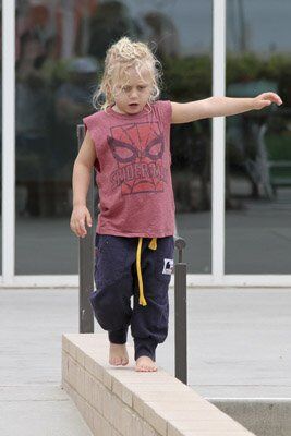 Гвен Стефани отвела Зуму на пляж. Фото