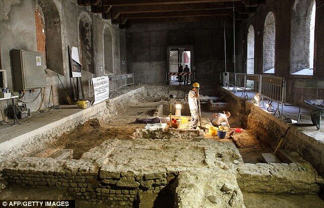 Археологи утверждают, что нашли скелет Моны Лизы