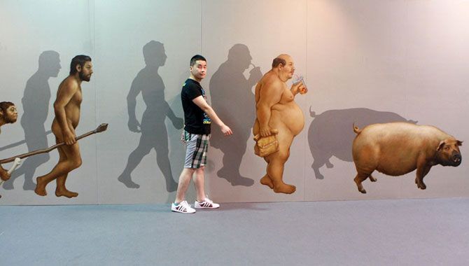 Носороги и акулы на выставке 3D-картин в Китае. Фото 