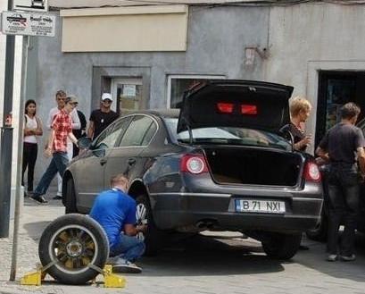 Оригинальный способ избавиться от блокиратора колес. Фото 