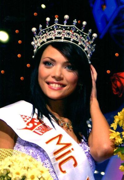 Почти каждая 2-я участница "Мисс Мира" не отвечает критериям