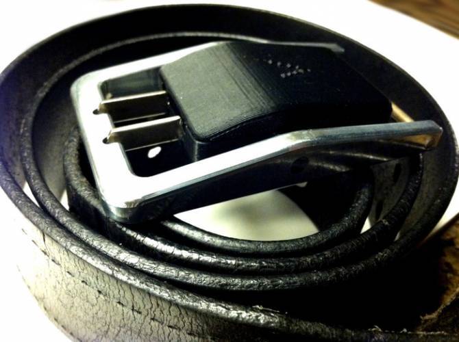 CaliBuilt Volt Buckle - пряжка-зарядка для зарядки смартфонов. Фото. Видео 